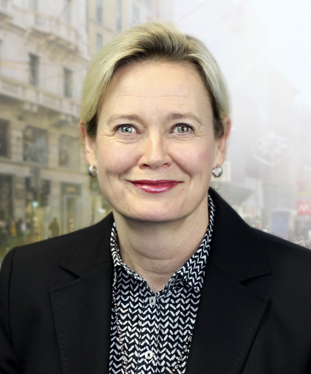 Nina Kiviaho,  laatupäällikkö, Intrum Oy