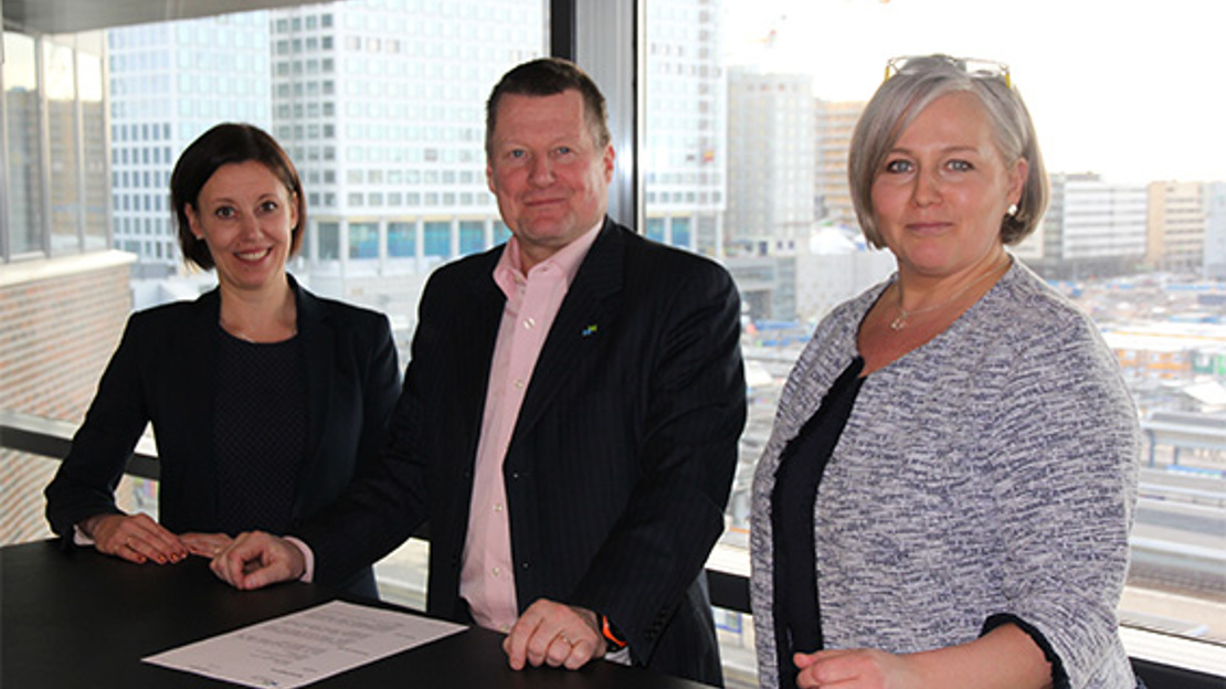 Intrum ja Haaga-Helia ovat allekirjoittaneet sopimuksen partneriyhteistyöstä