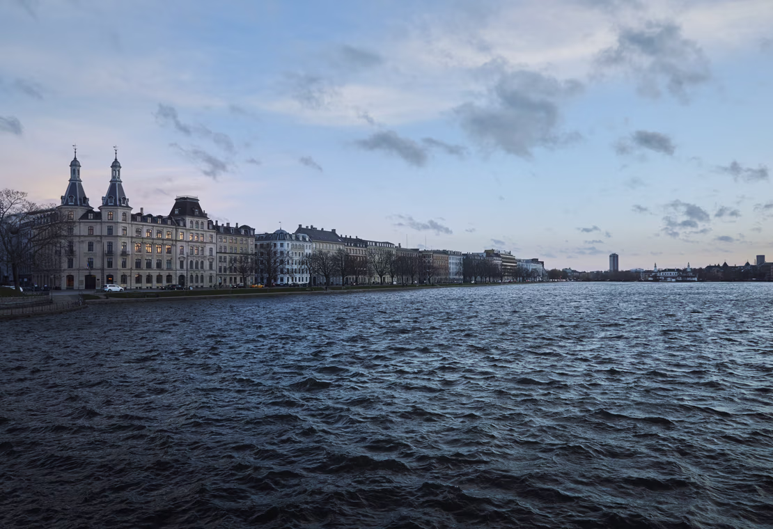 Pankit ja rahoituslaitokset