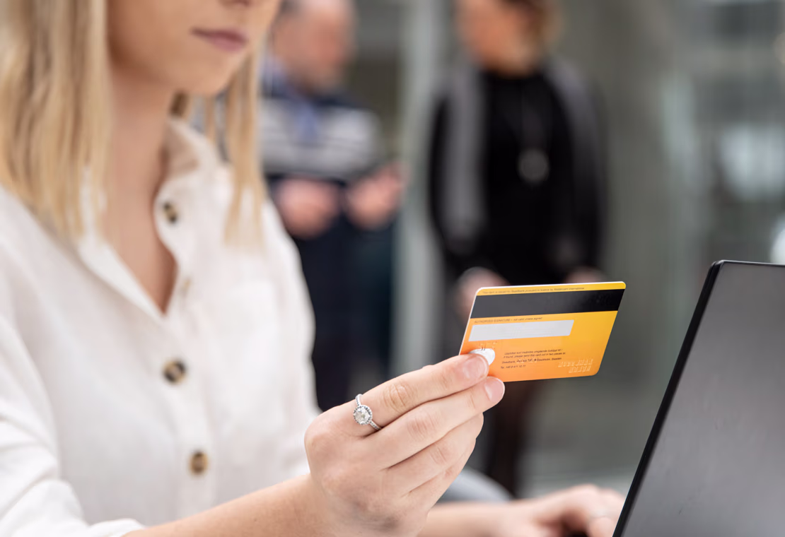 Kuluttajatutkimus: Heräteostoksia tehdään aiempaa enemmän – nuorten aikuisten perintätapaukset kasvaneet kiihtyvällä tahdilla